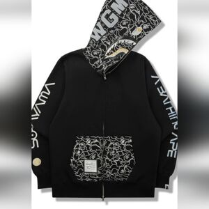 Shark Full Zip Hoodie men size Large